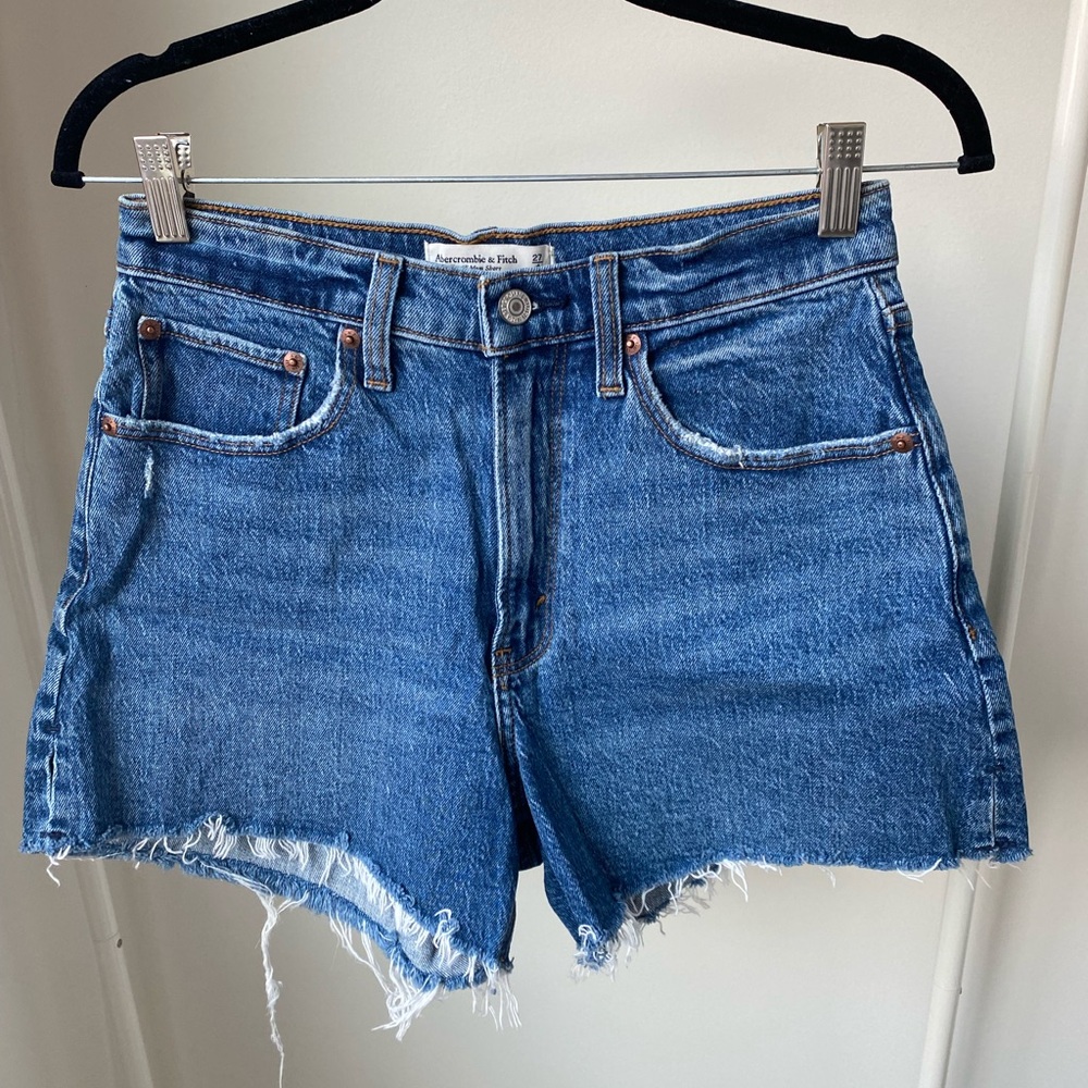 Curve Love High Rise 4" Mom Short